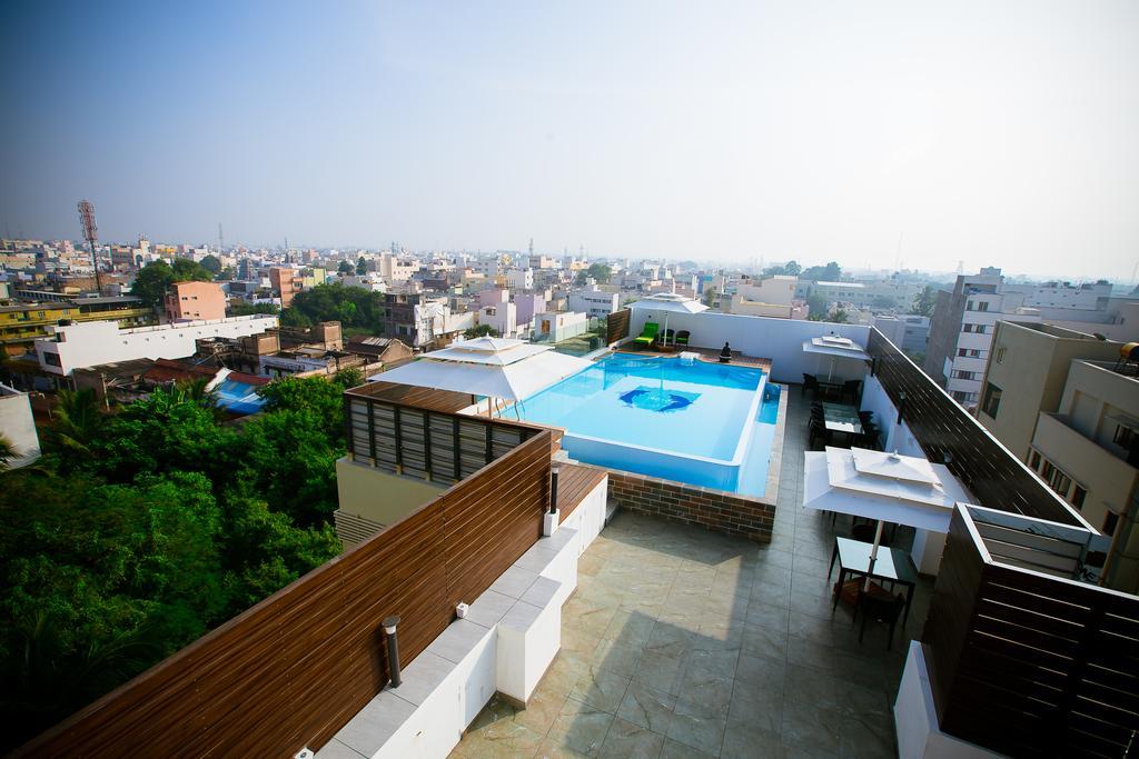 Hotel Radha Prasad Ироду Экстерьер фото
